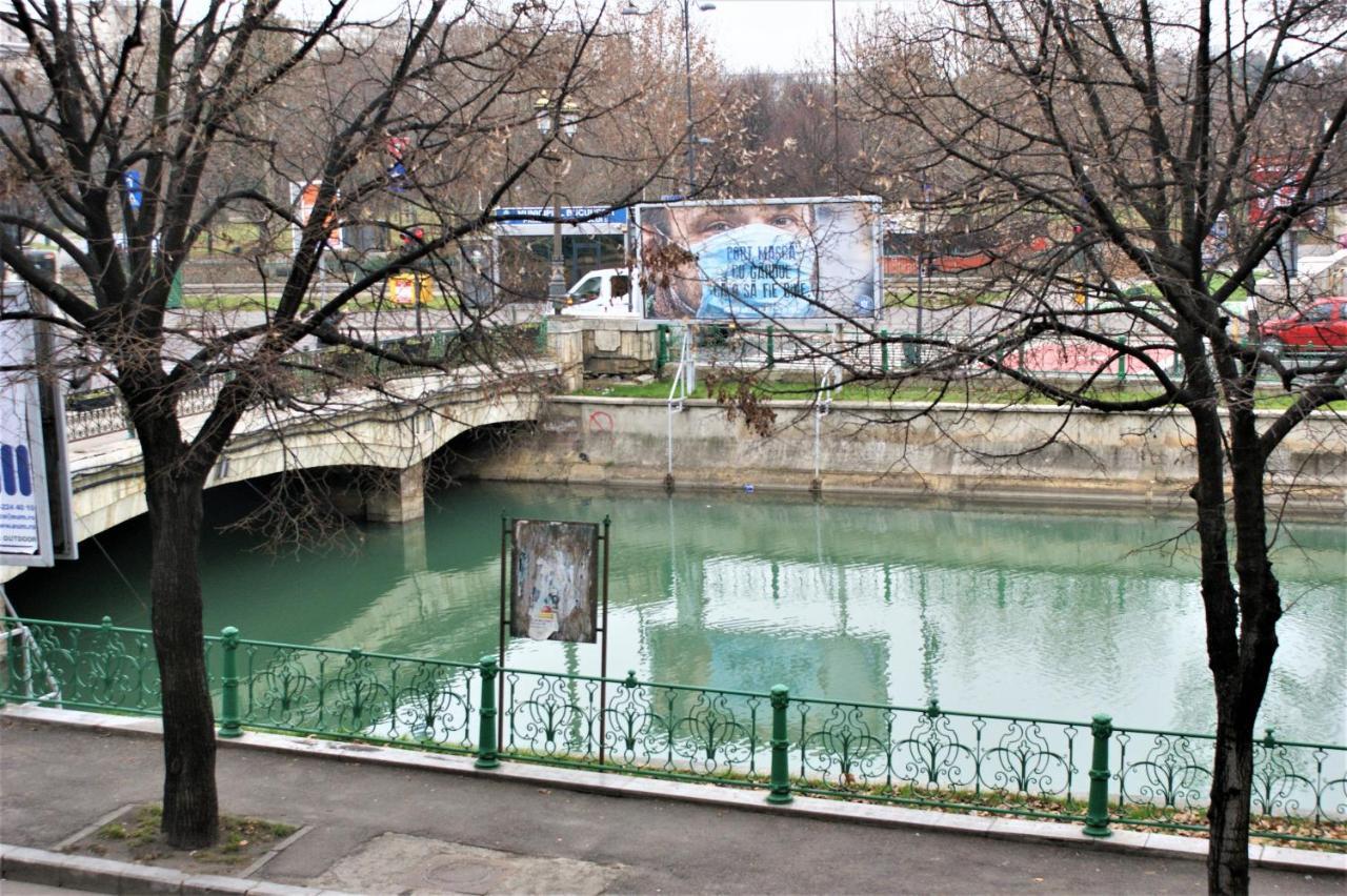 On The River Ultra Appartement Bucarest